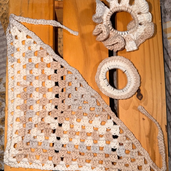 Handmade Crocheted Hair Accessory Set - Picture 2 of 6
